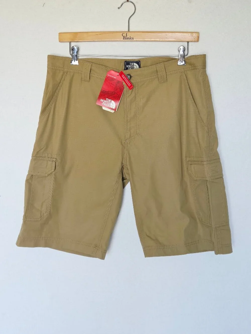NEW The North Face Tribe UPF 50 11
